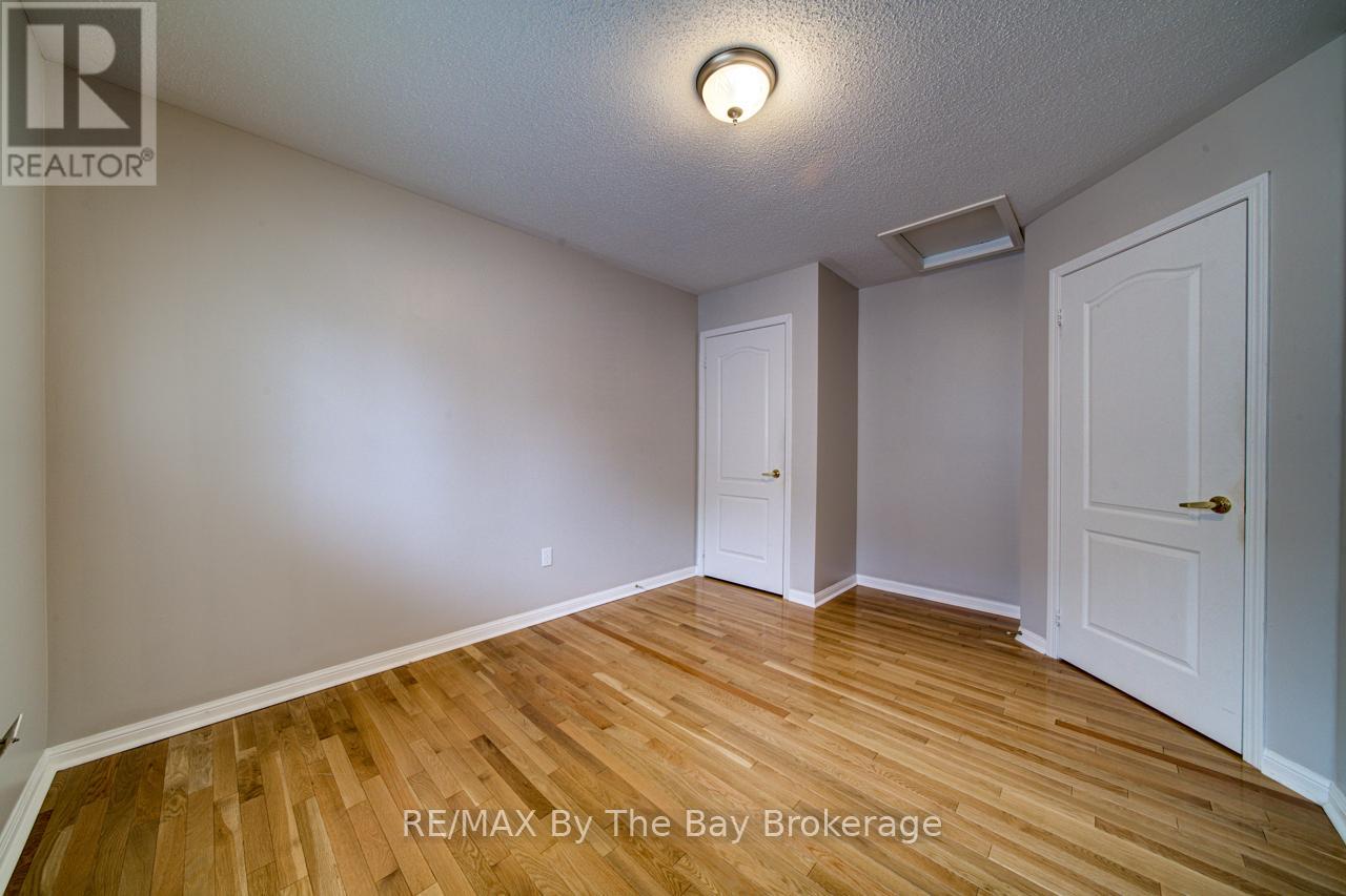 39 ROSE VALLEY WAY - 21