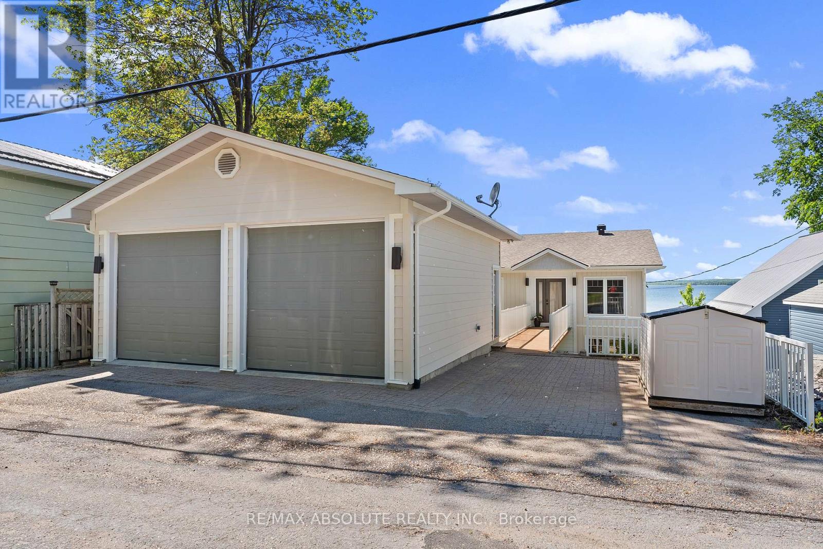 664 CARUSO CIRCLE - 41