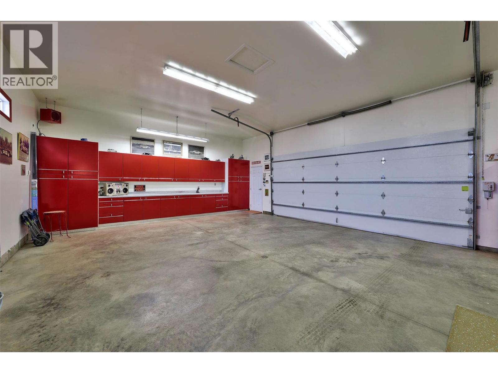 957 GARROWAY Road - 35