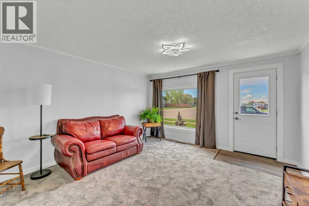 837 Main Street S - 9