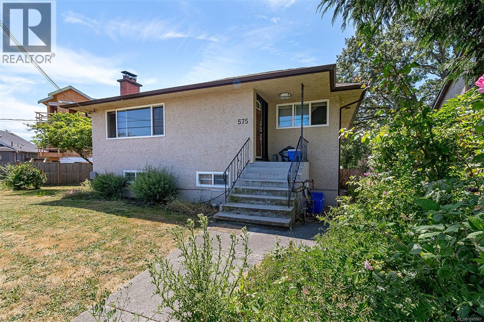 575 Burnside Rd E - 1