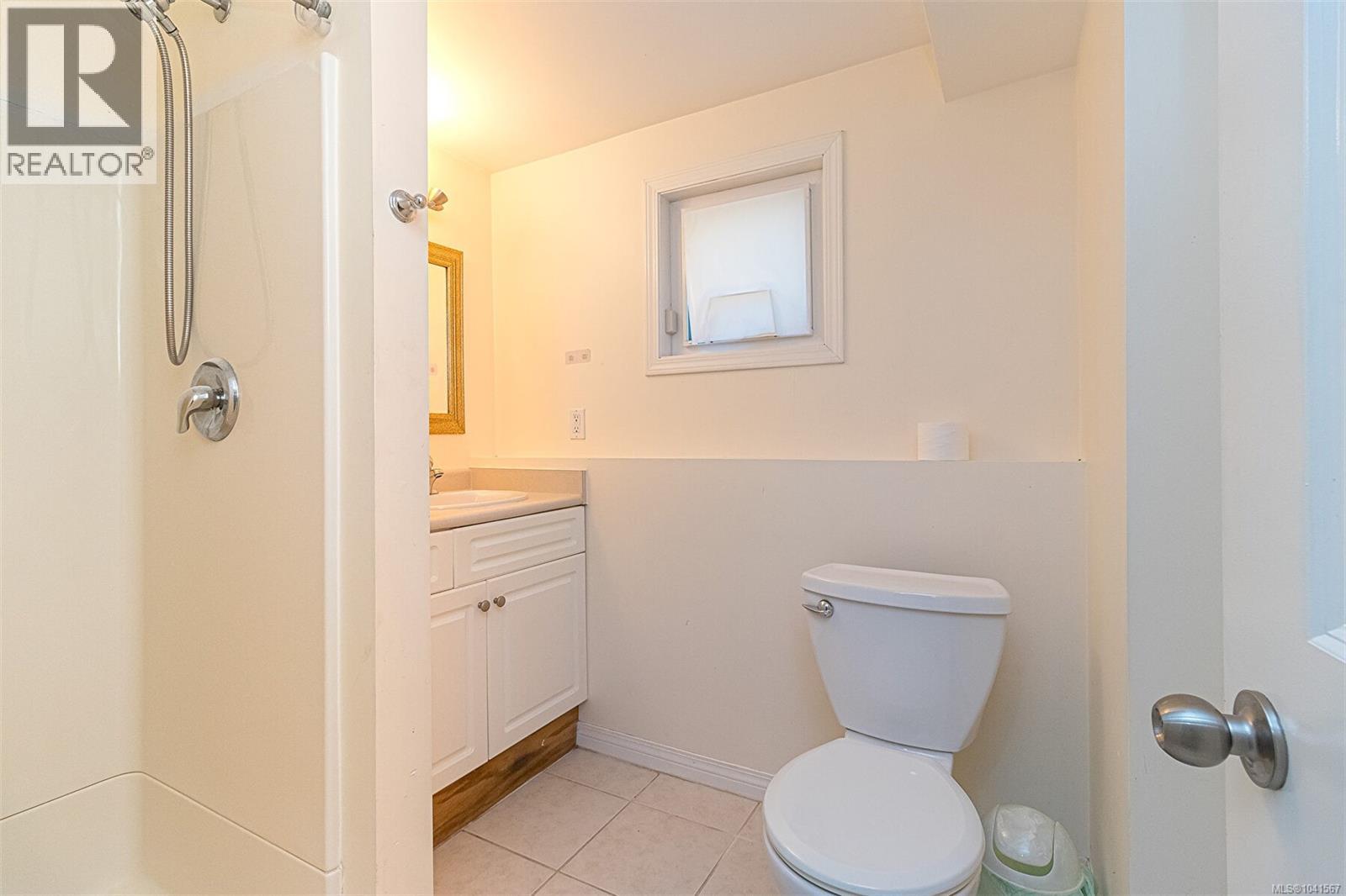 575 Burnside Rd E - 21