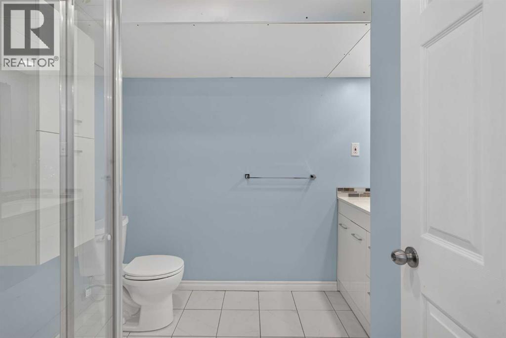 7631 22 Street SE — photo 34