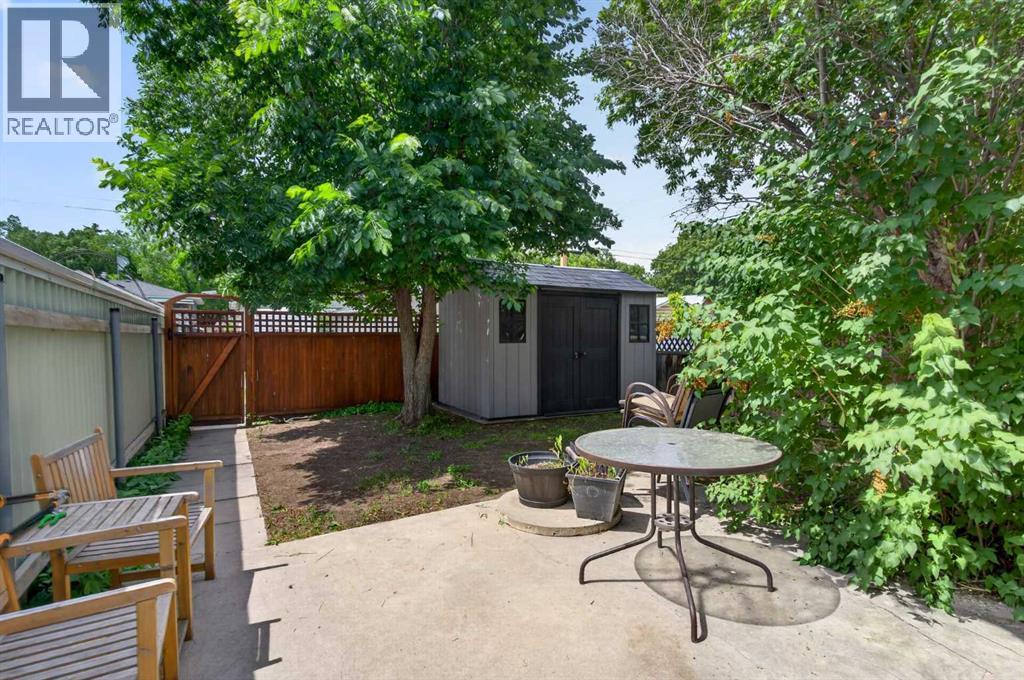 7631 22 Street SE — photo 46