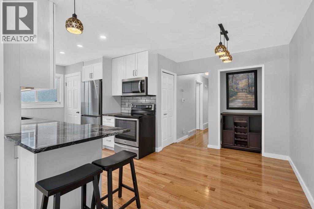 7631 22 Street SE — photo 9