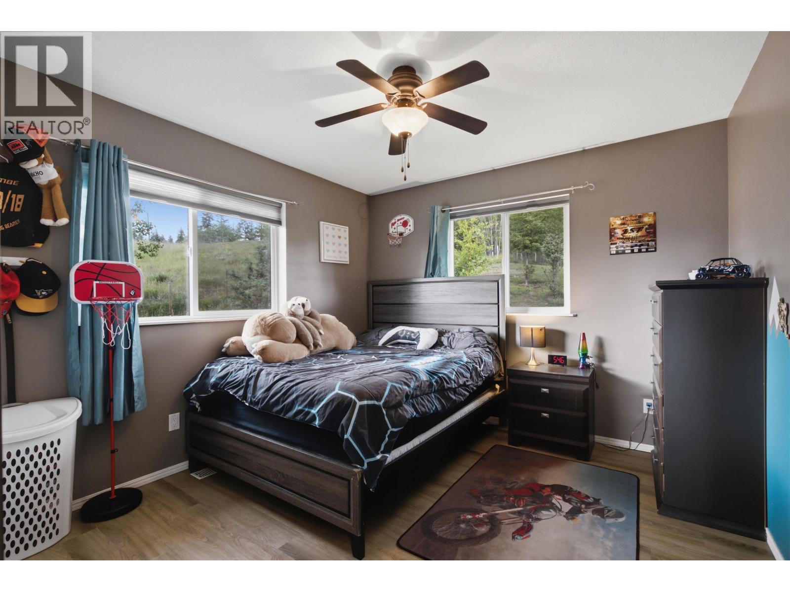 2995 GOLD DIGGER DRIVE - 21