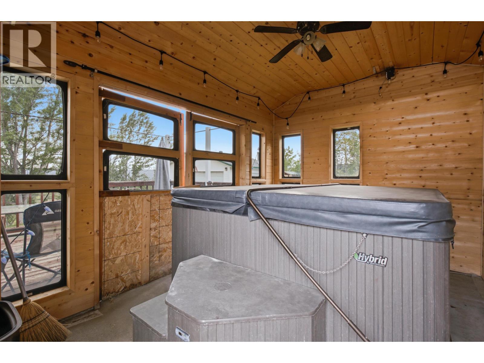2995 GOLD DIGGER DRIVE - 36