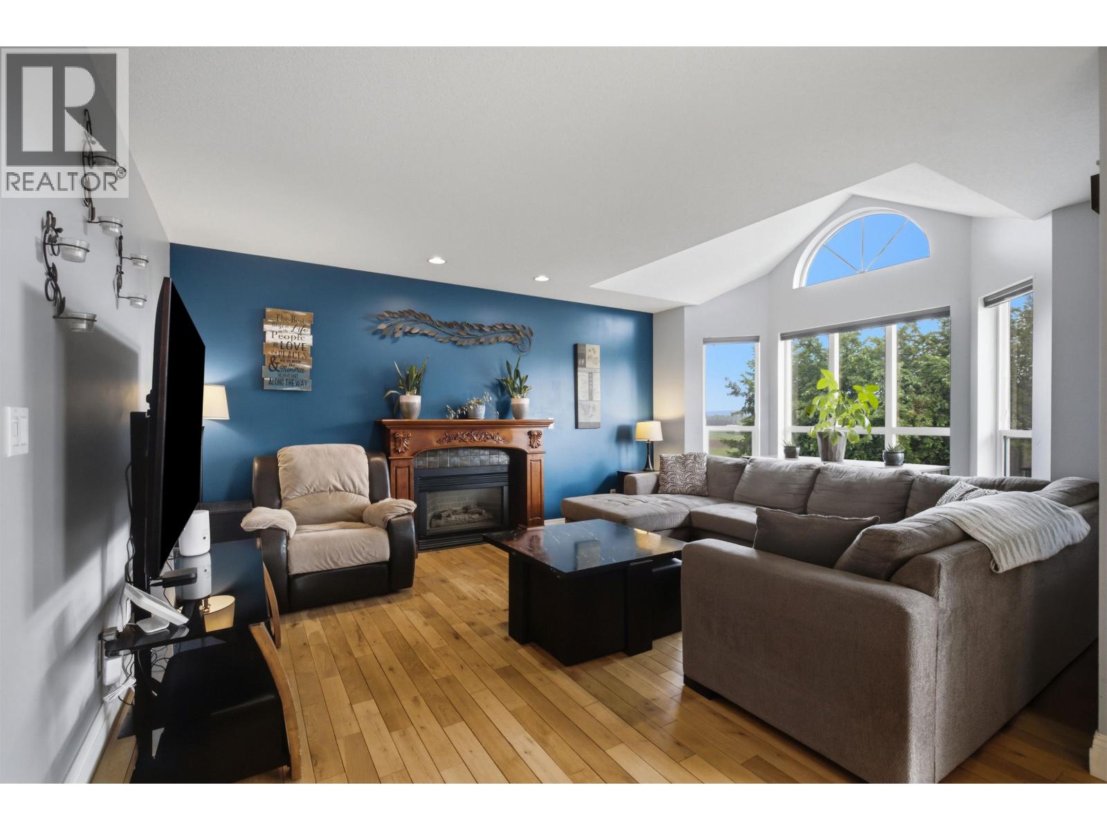2995 GOLD DIGGER DRIVE - 7