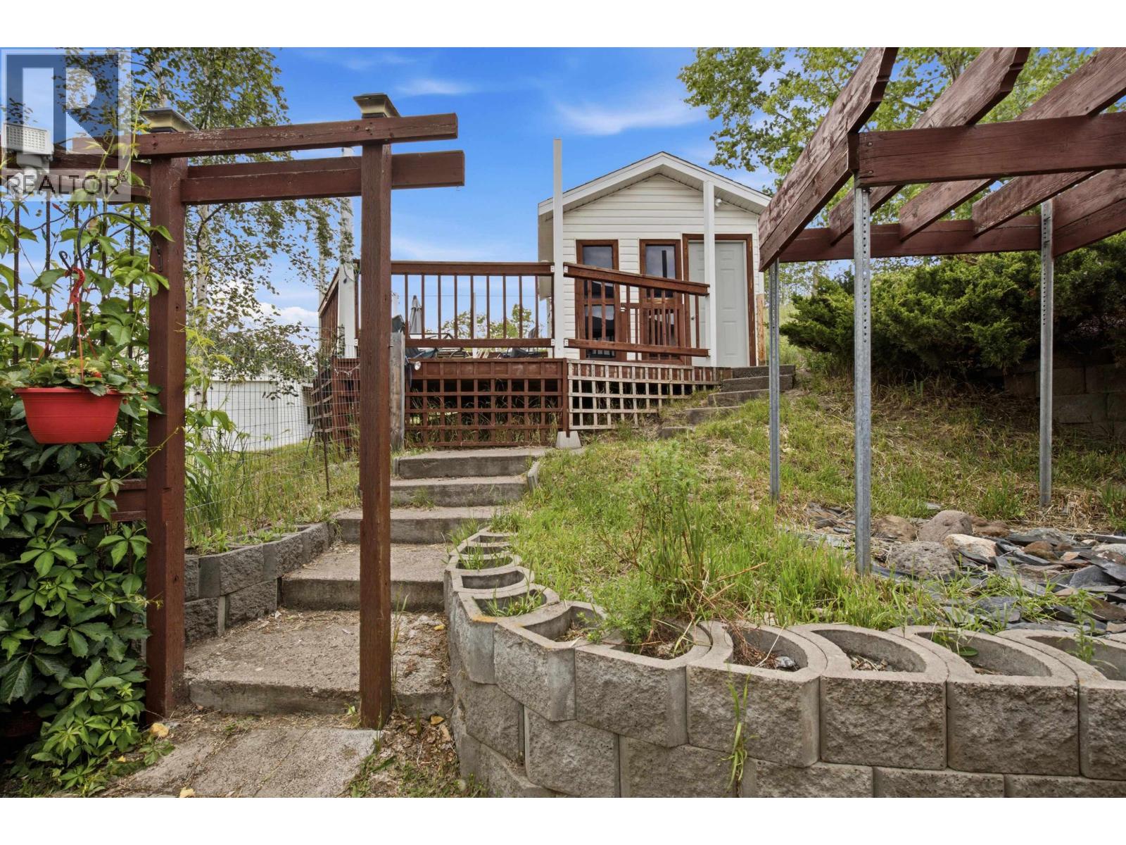2995 GOLD DIGGER DRIVE - 34