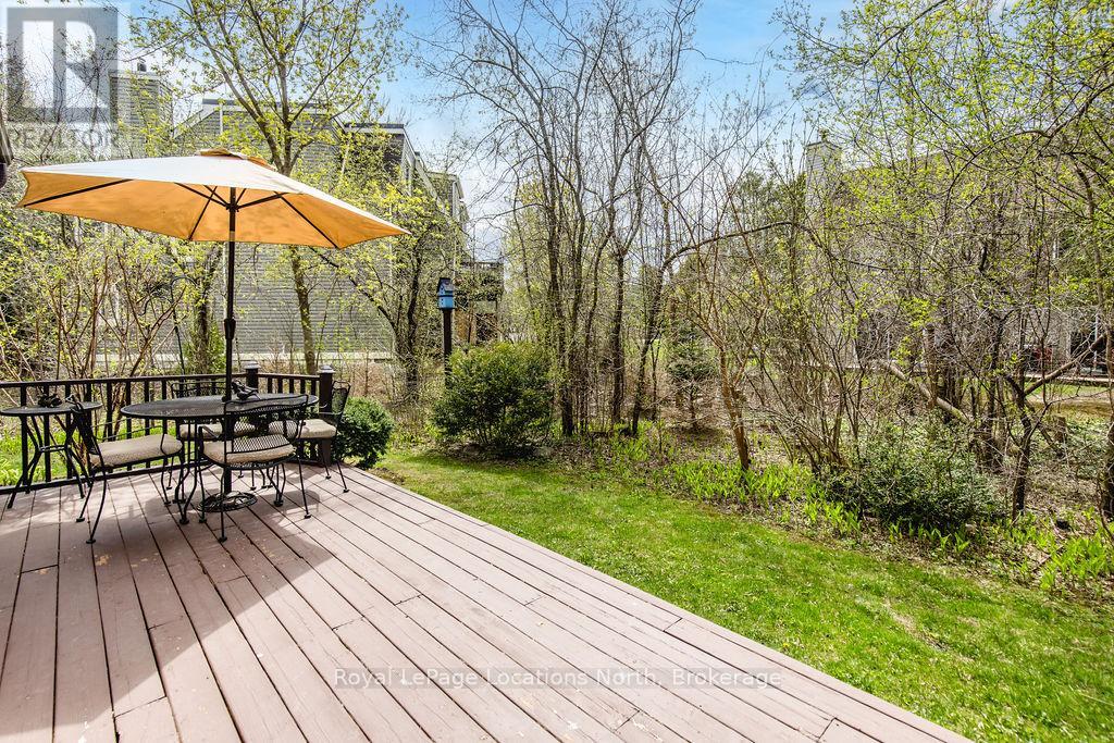 112 ESCARPMENT CRESCENT - 13