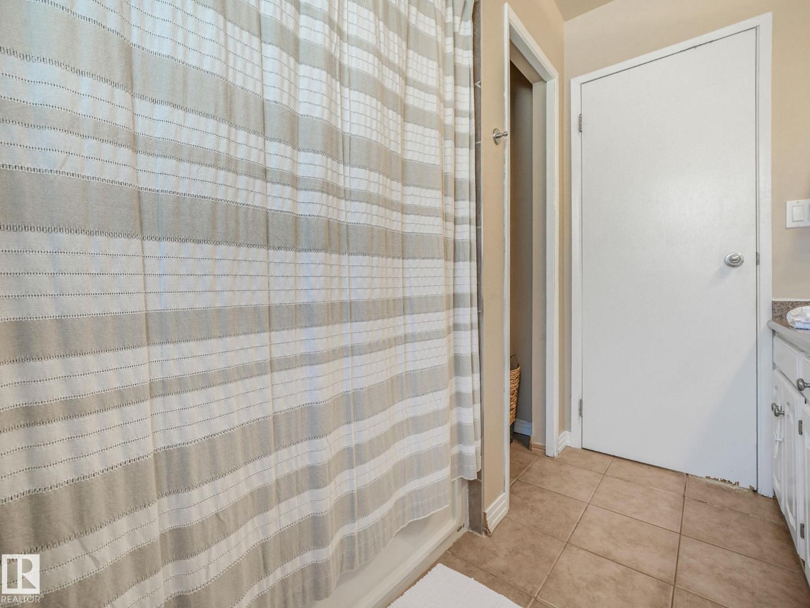2035 49A ST NW - 45