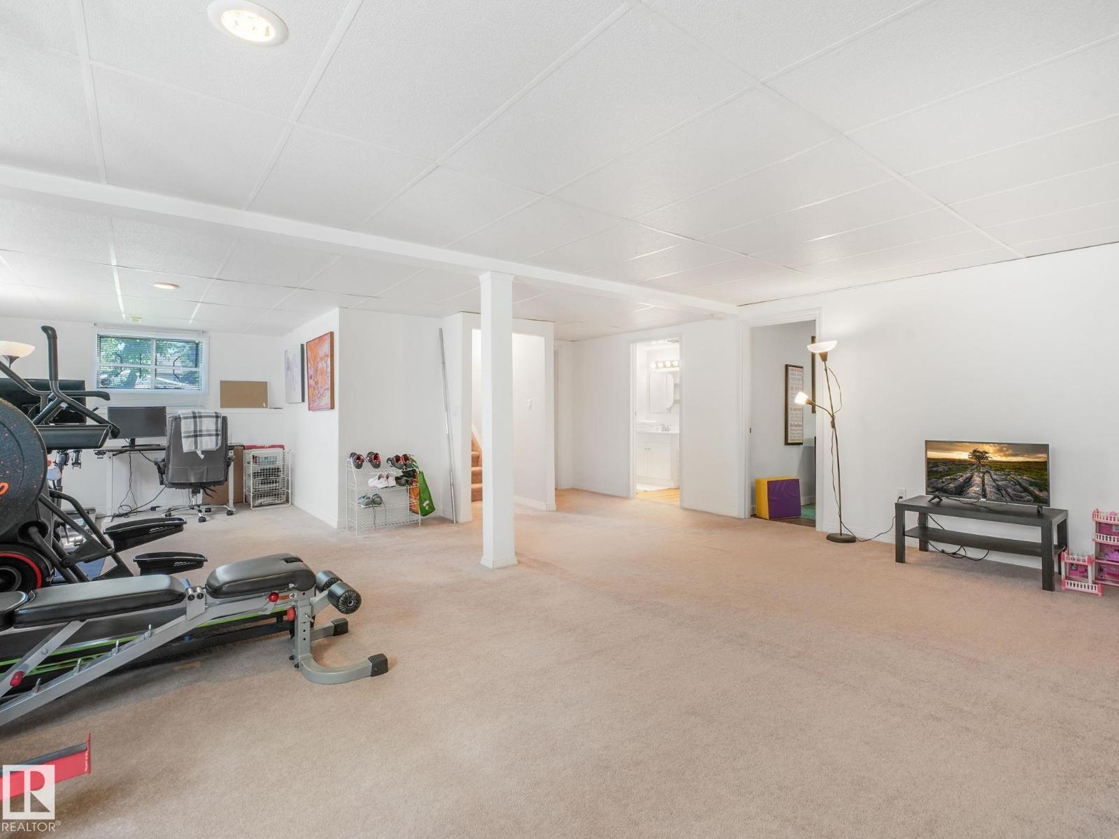 2035 49A ST NW - 54