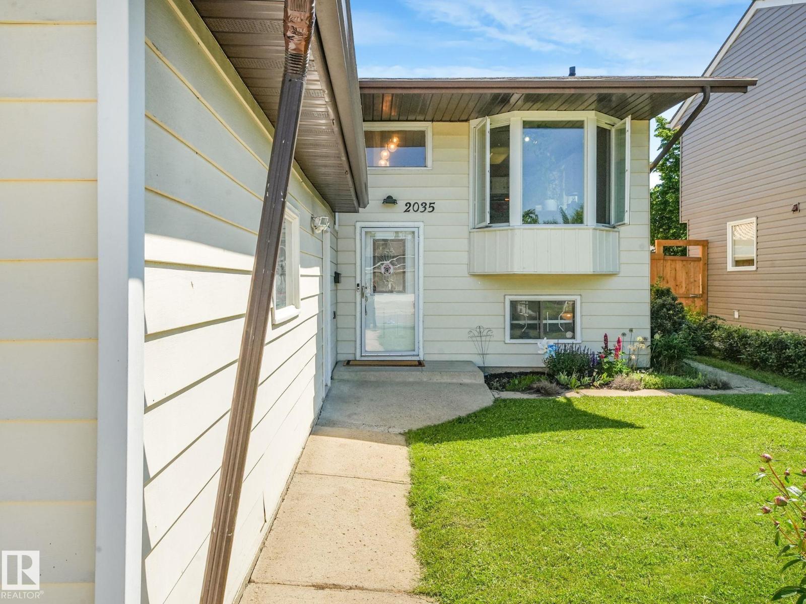 2035 49A ST NW - 4