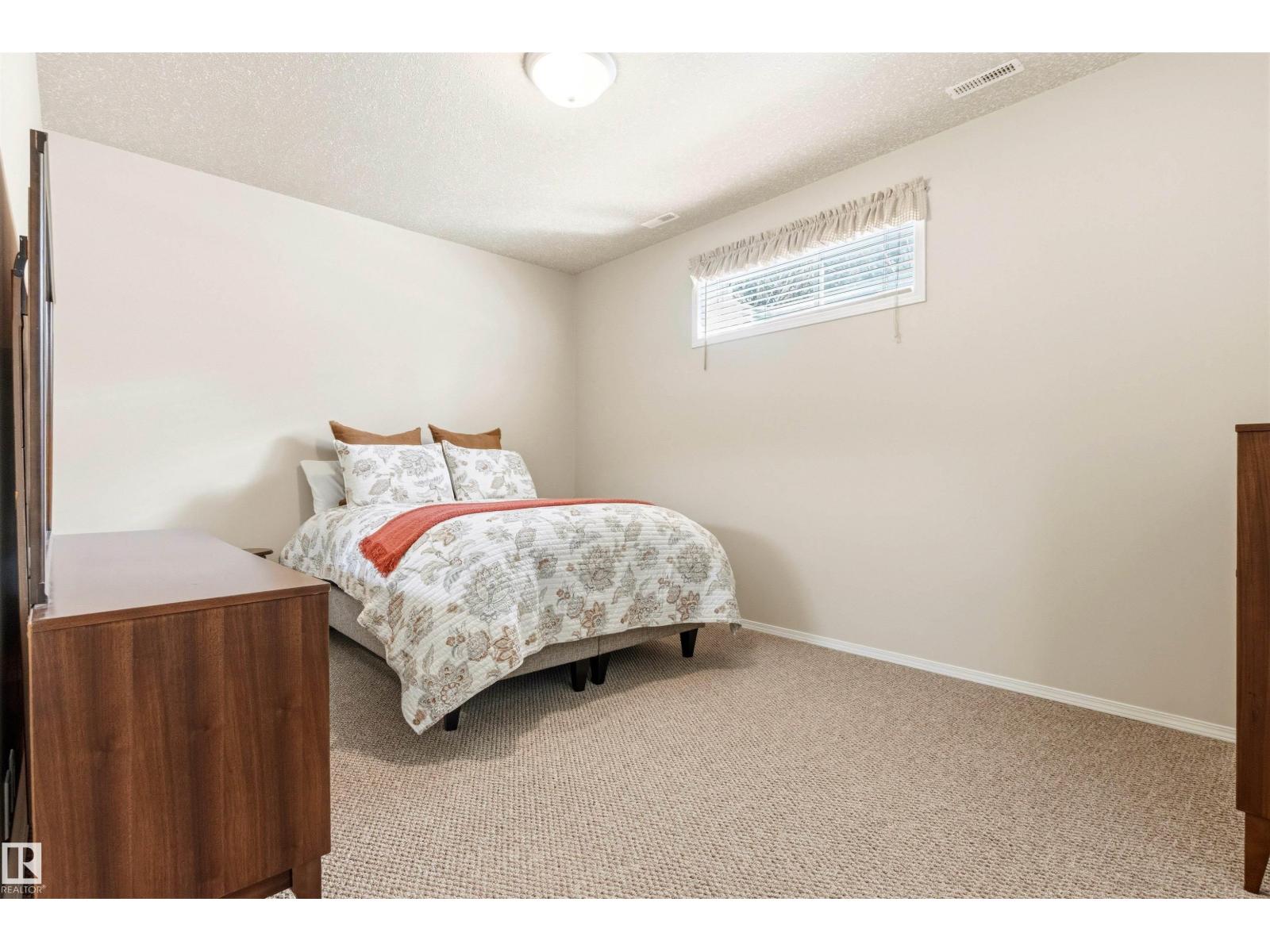 244 WOLF WILLOW RD NW - 42