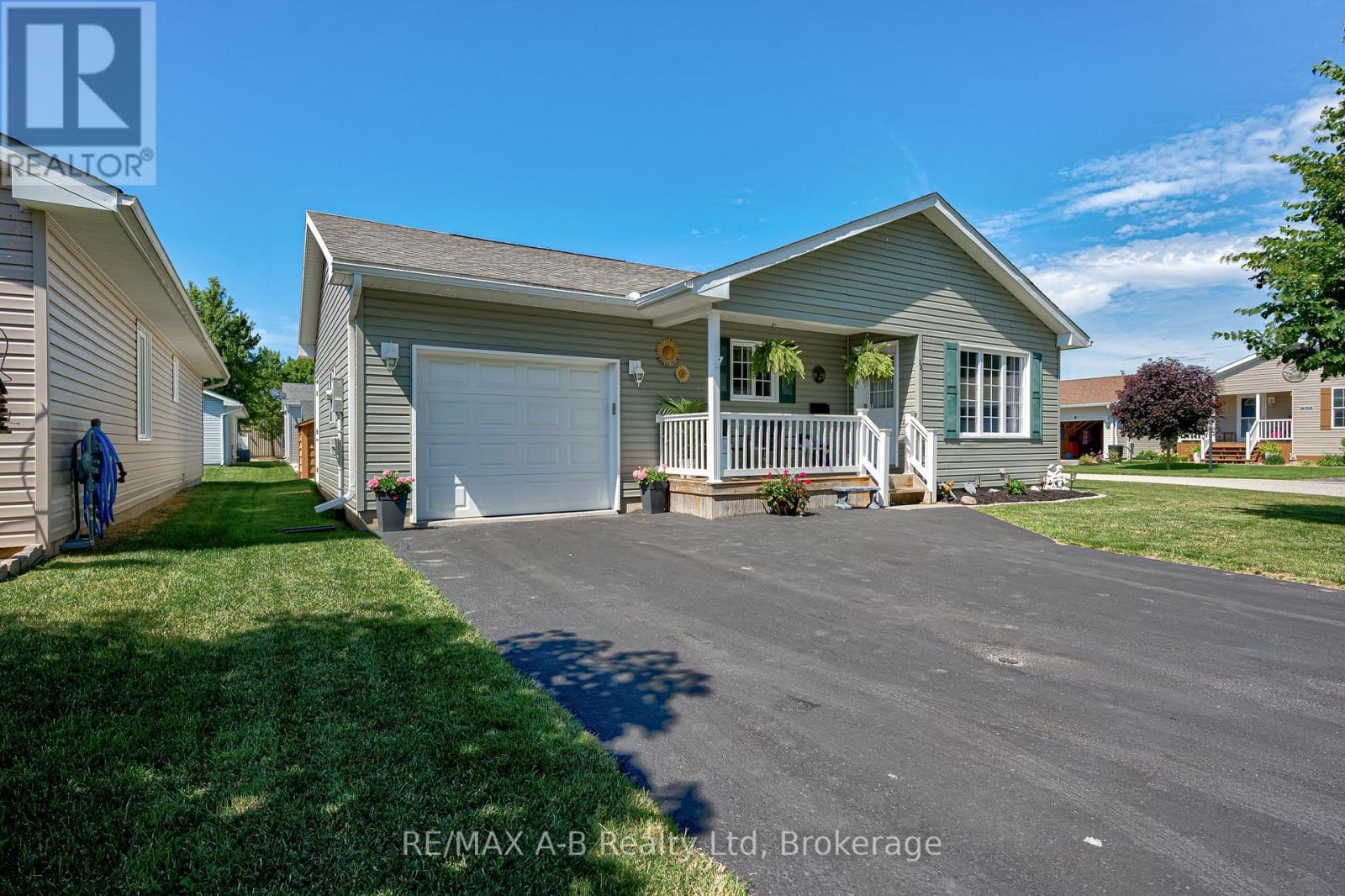 12 KELLESTINE DRIVE - 1