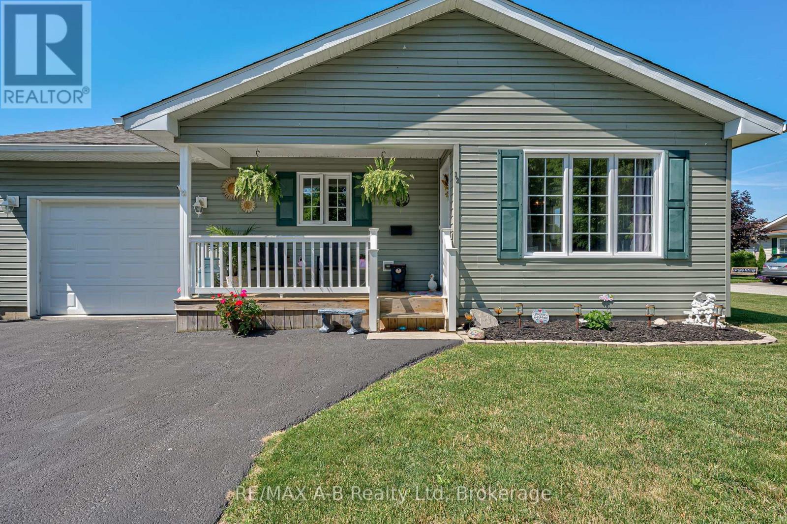 12 KELLESTINE DRIVE - 4