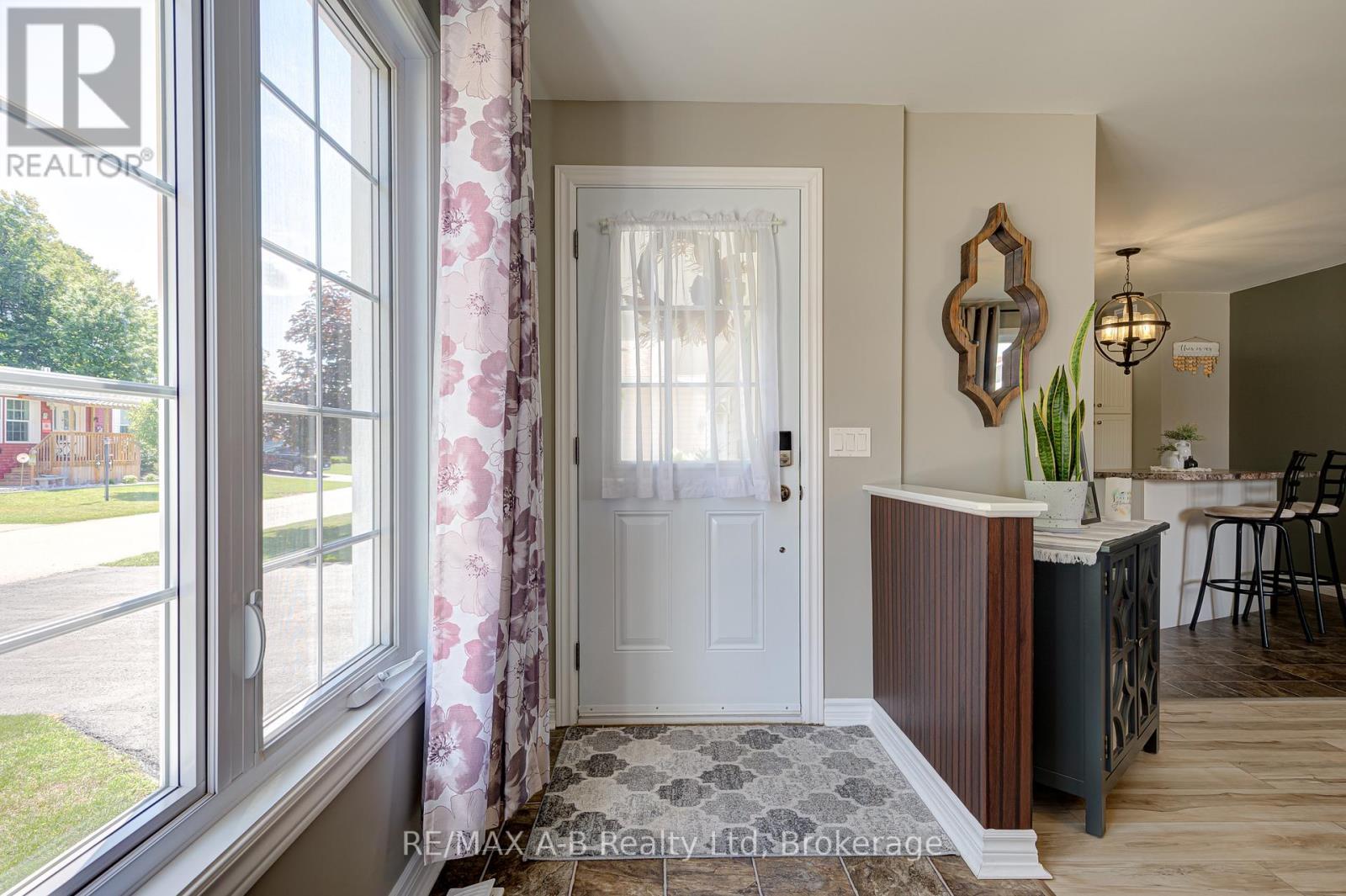 12 KELLESTINE DRIVE - 8