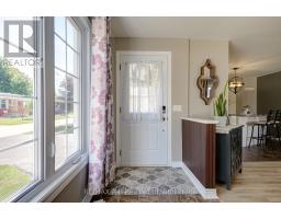 12 Kellestine Drive, Strathroy Caradoc, ON N7G0C5 Photo 8