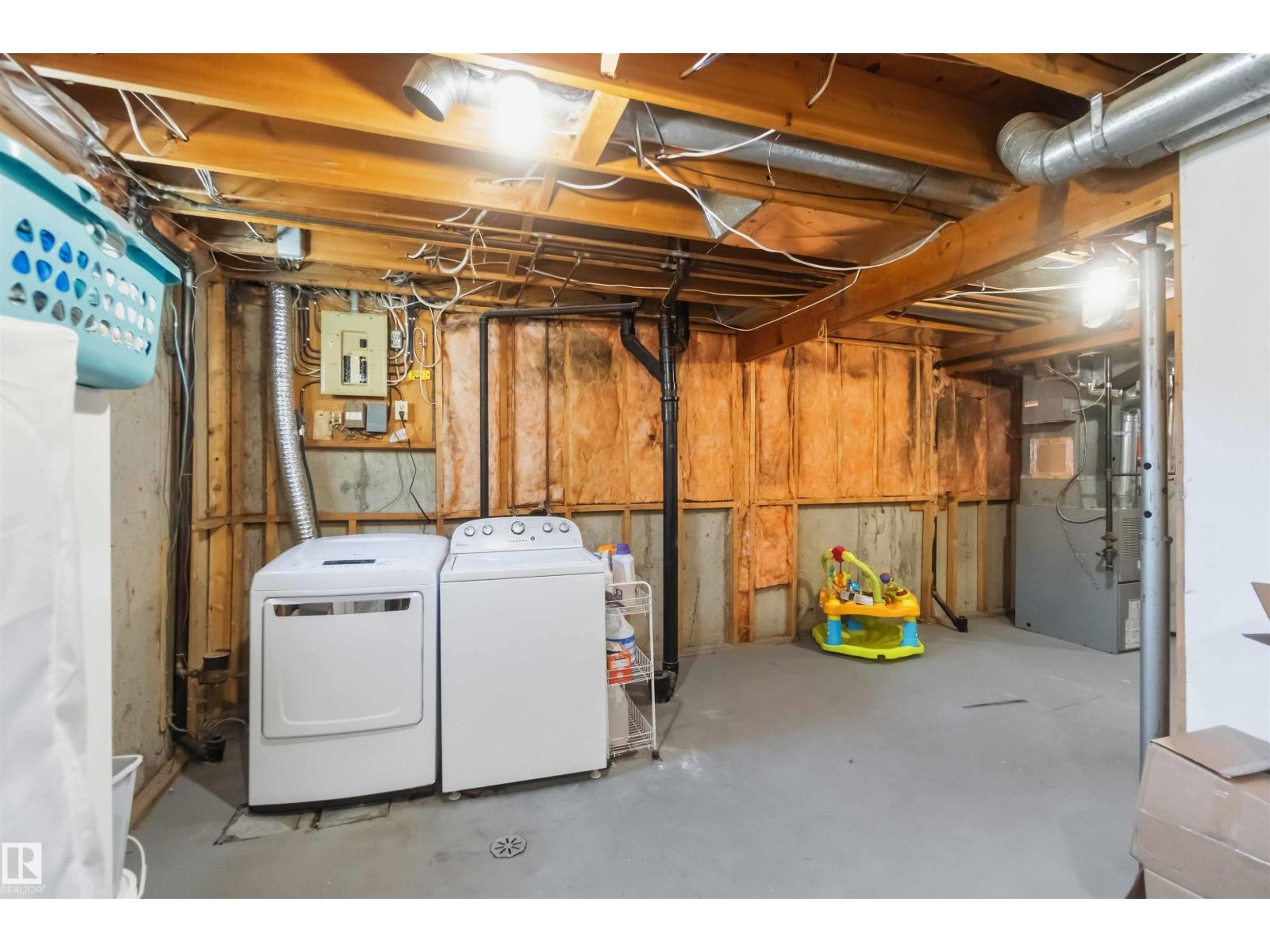135 BIRCH DR - 50