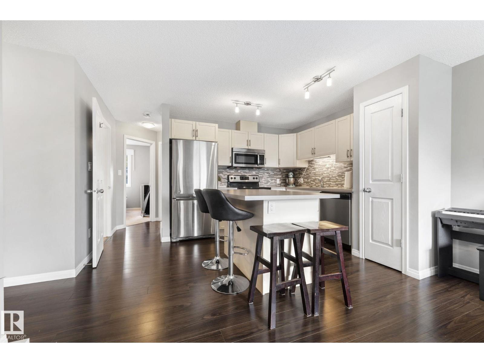 #8 1030 CHAPPELLE BV SW - 15