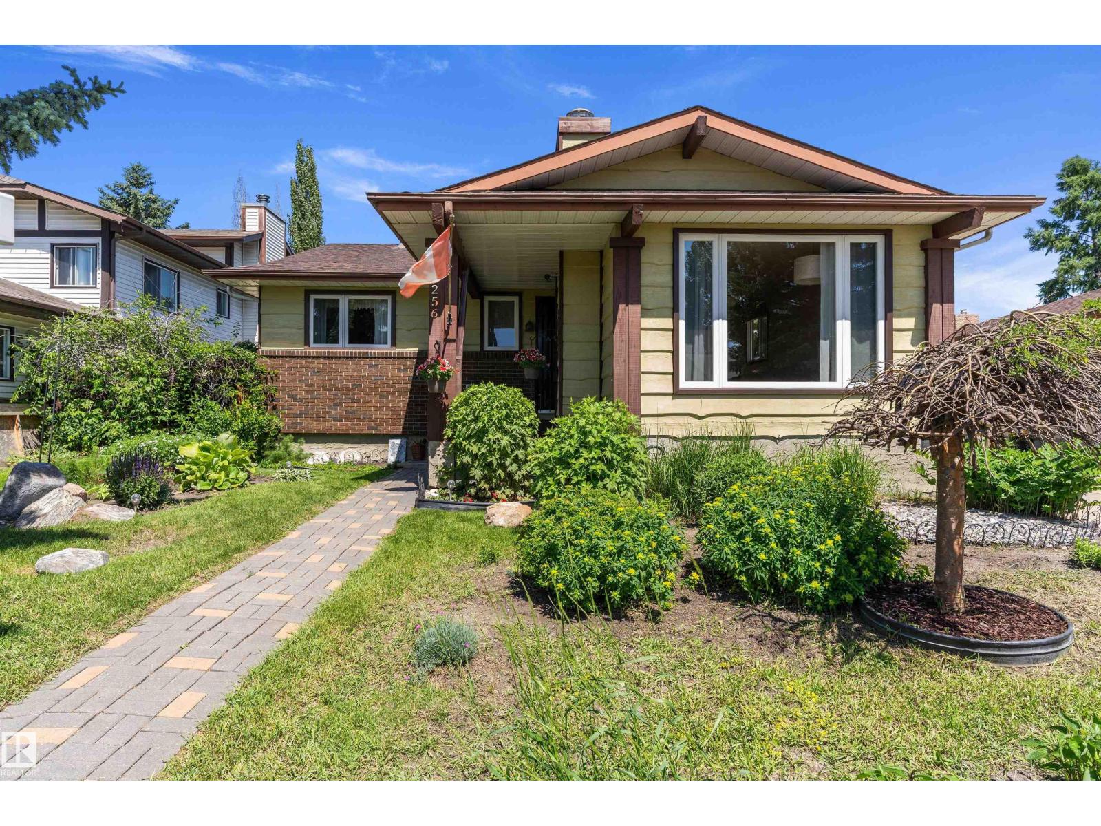 12256 144 AV NW - 1