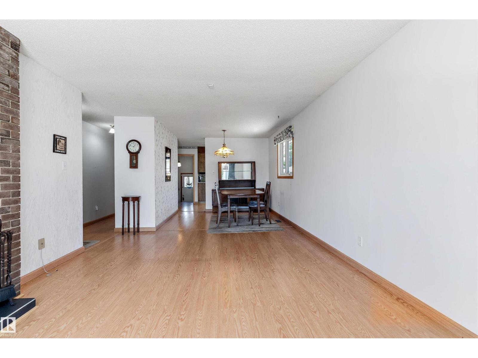 12256 144 AV NW - 10