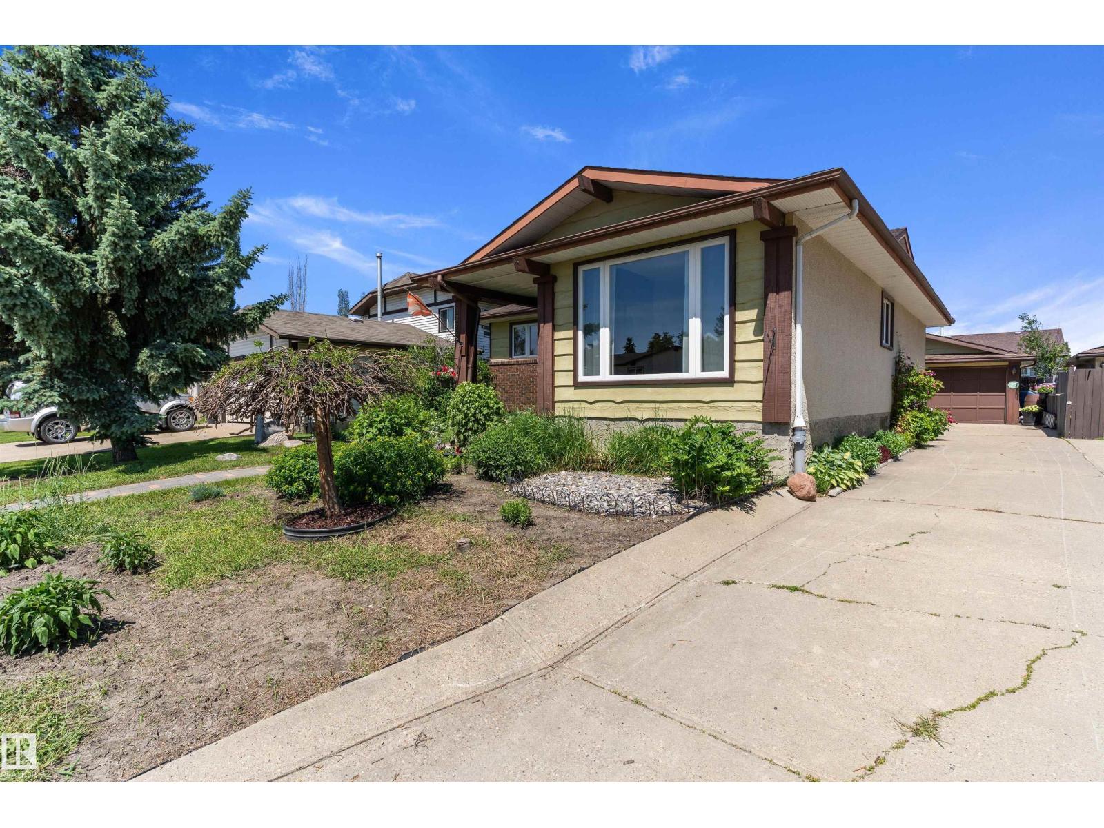 12256 144 AV NW - 2