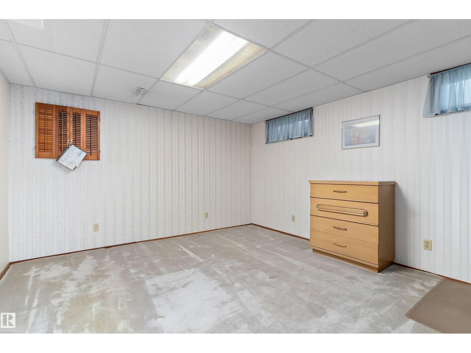 12256 144 AV NW - 31