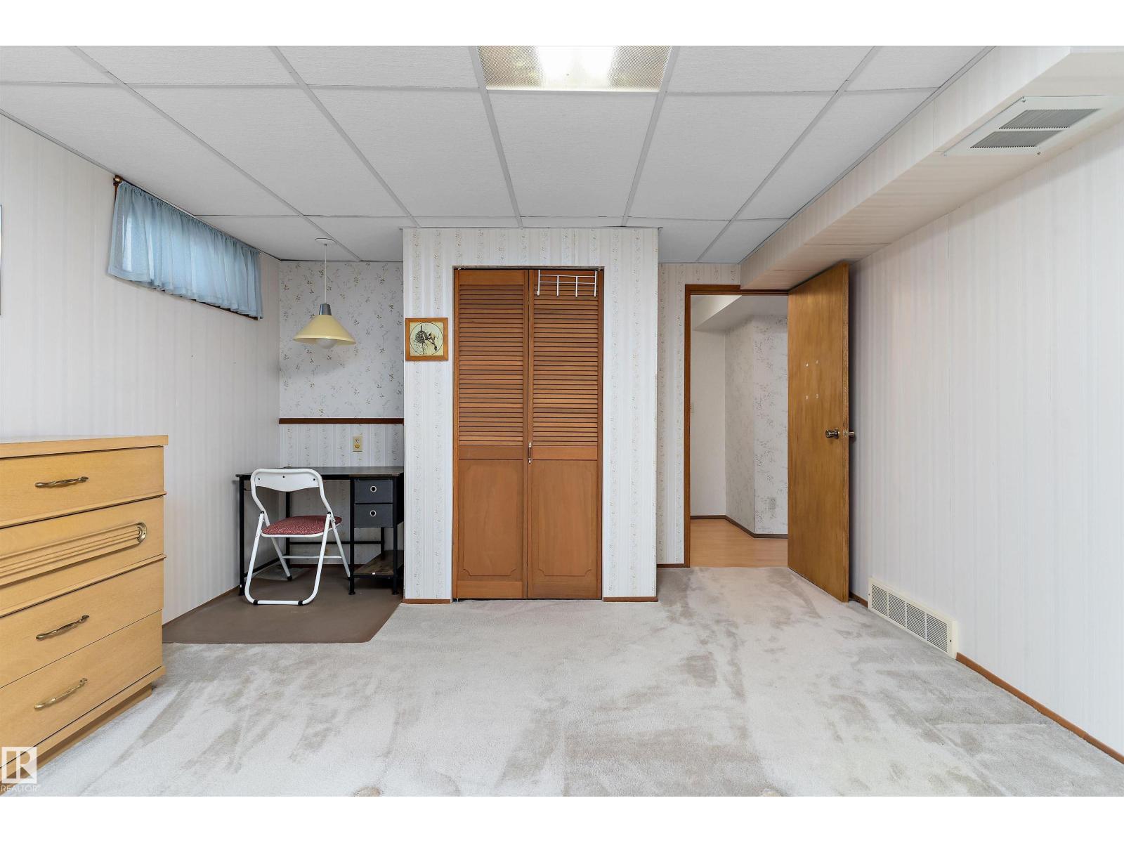 12256 144 AV NW - 32