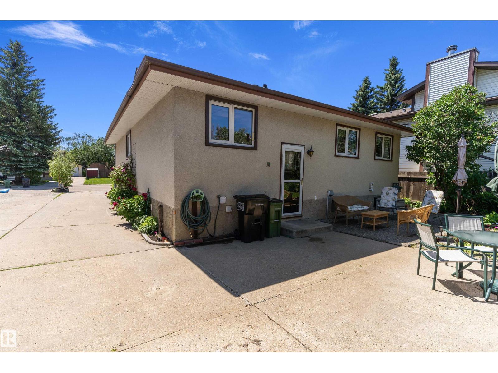 12256 144 AV NW - 38