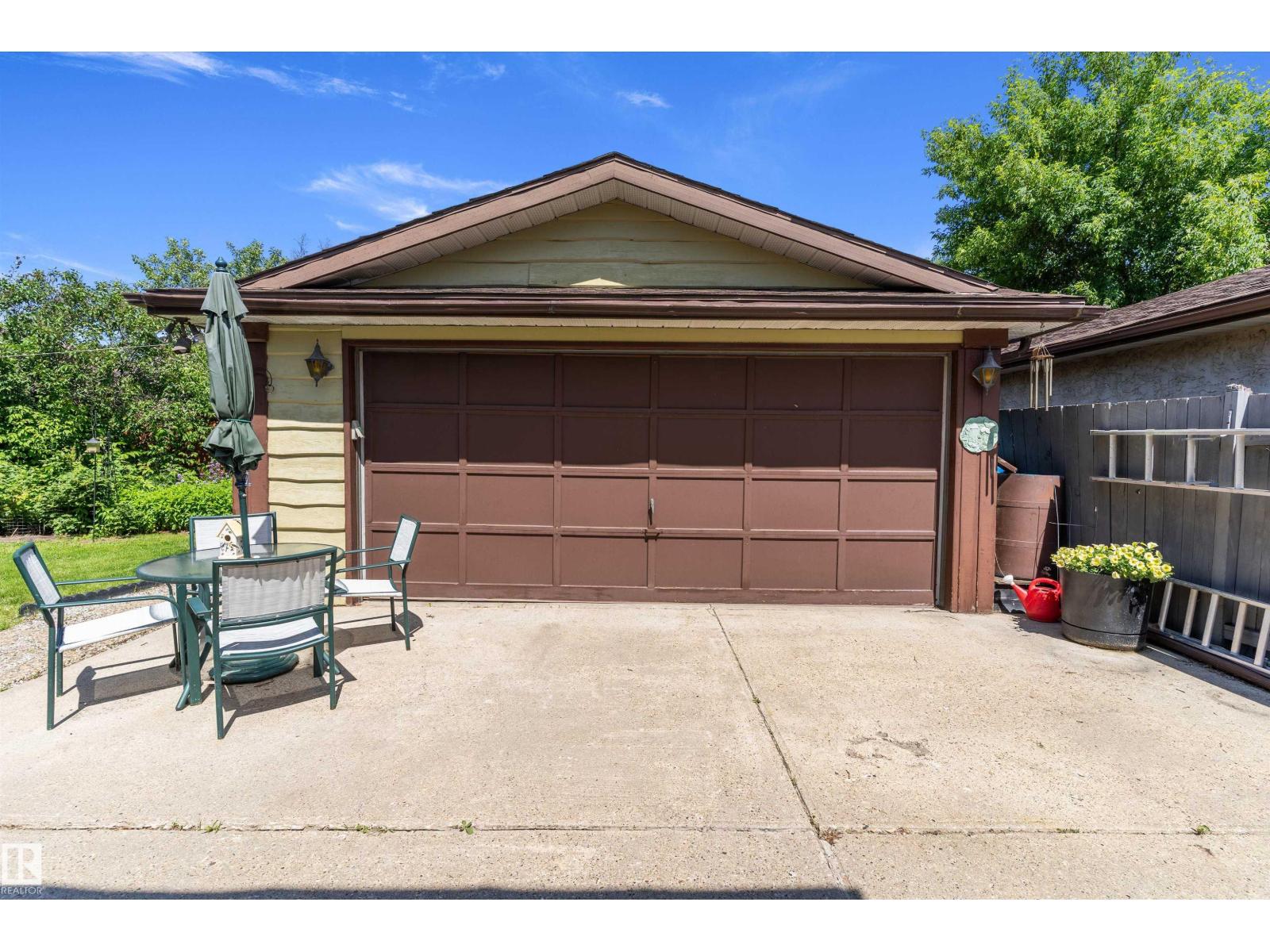 12256 144 AV NW - 47