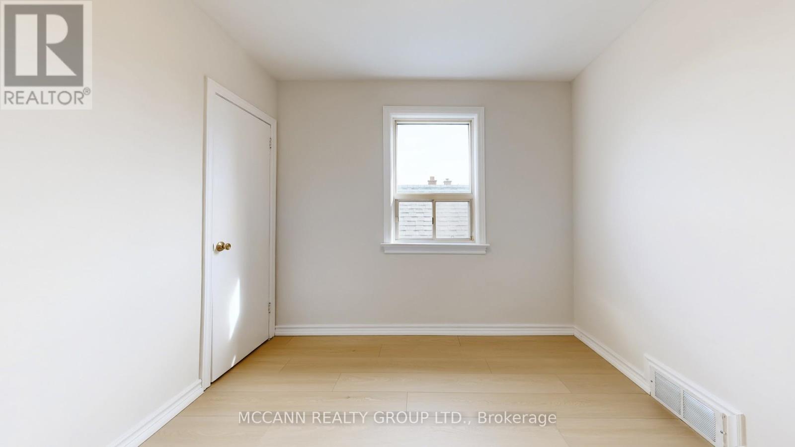 496 NORTHCLIFFE BOULEVARD - 27