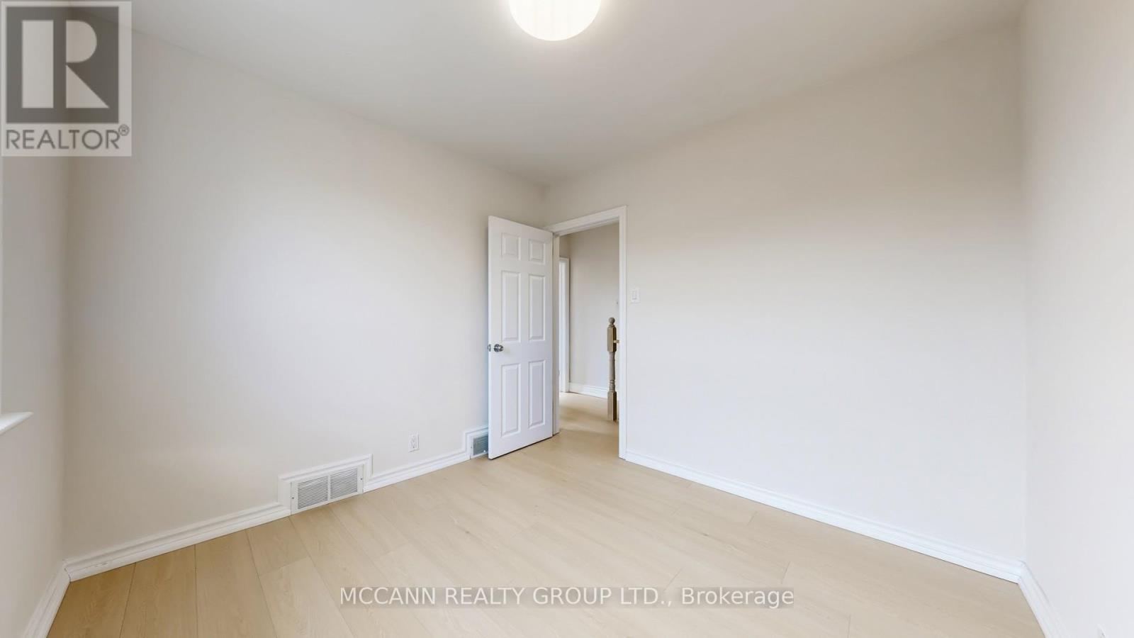 496 NORTHCLIFFE BOULEVARD - 28