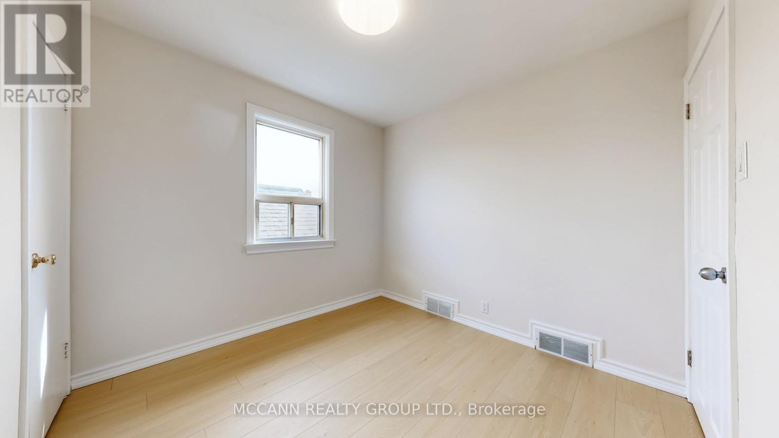 496 NORTHCLIFFE BOULEVARD - 31