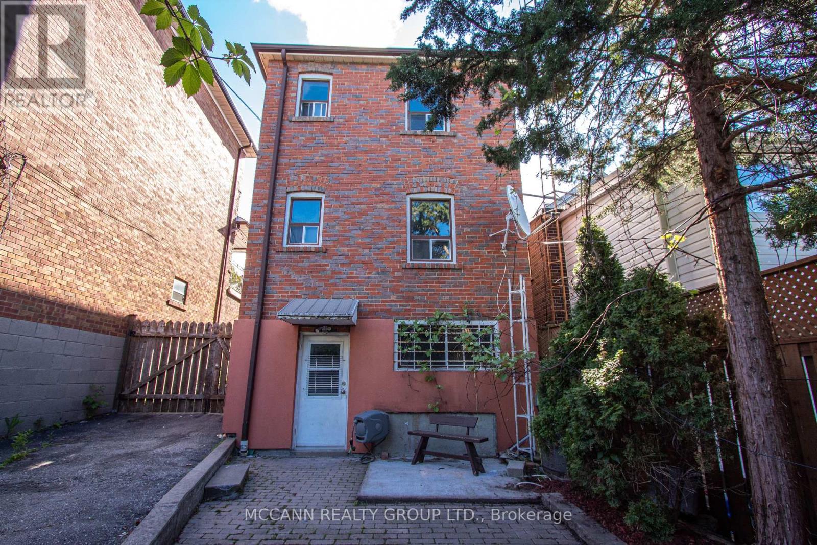 496 NORTHCLIFFE BOULEVARD - 46