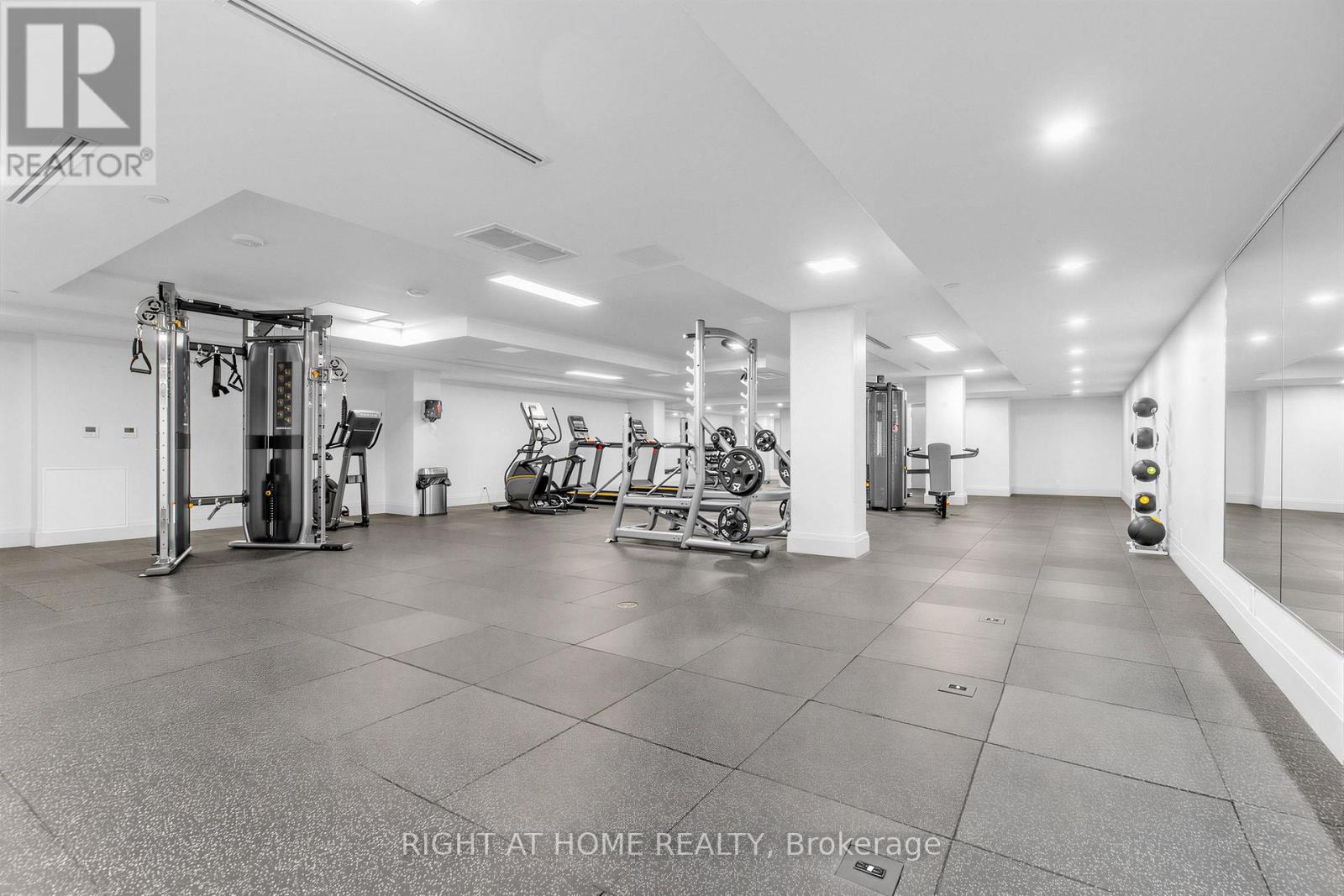 #316 2 MANDERLEY DRIVE - 37