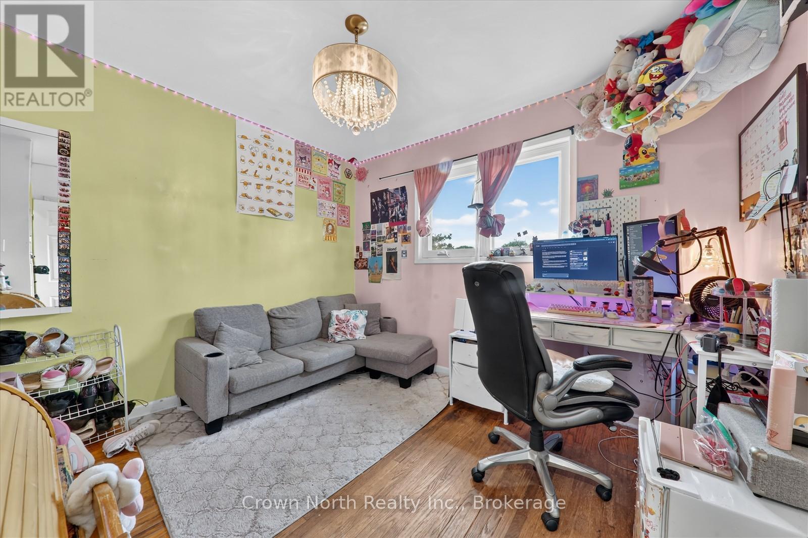 63 PORTICO DRIVE - 23