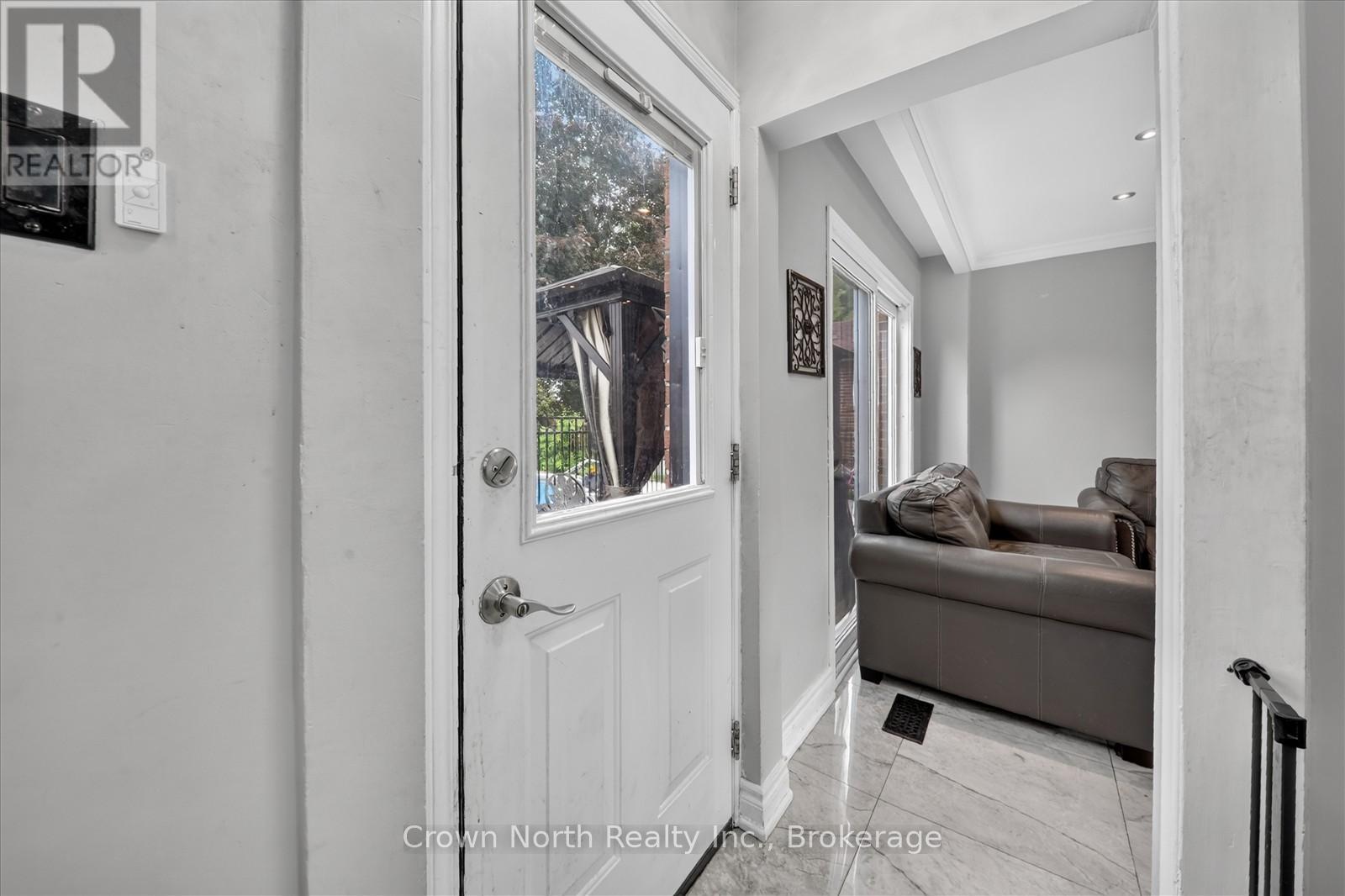 63 PORTICO DRIVE - 26