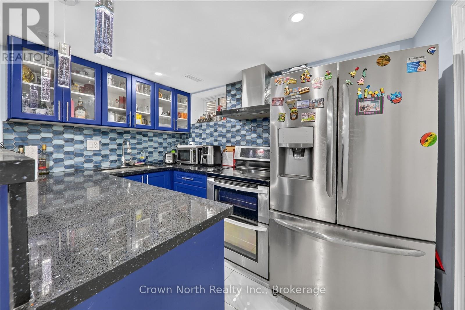 63 PORTICO DRIVE - 29