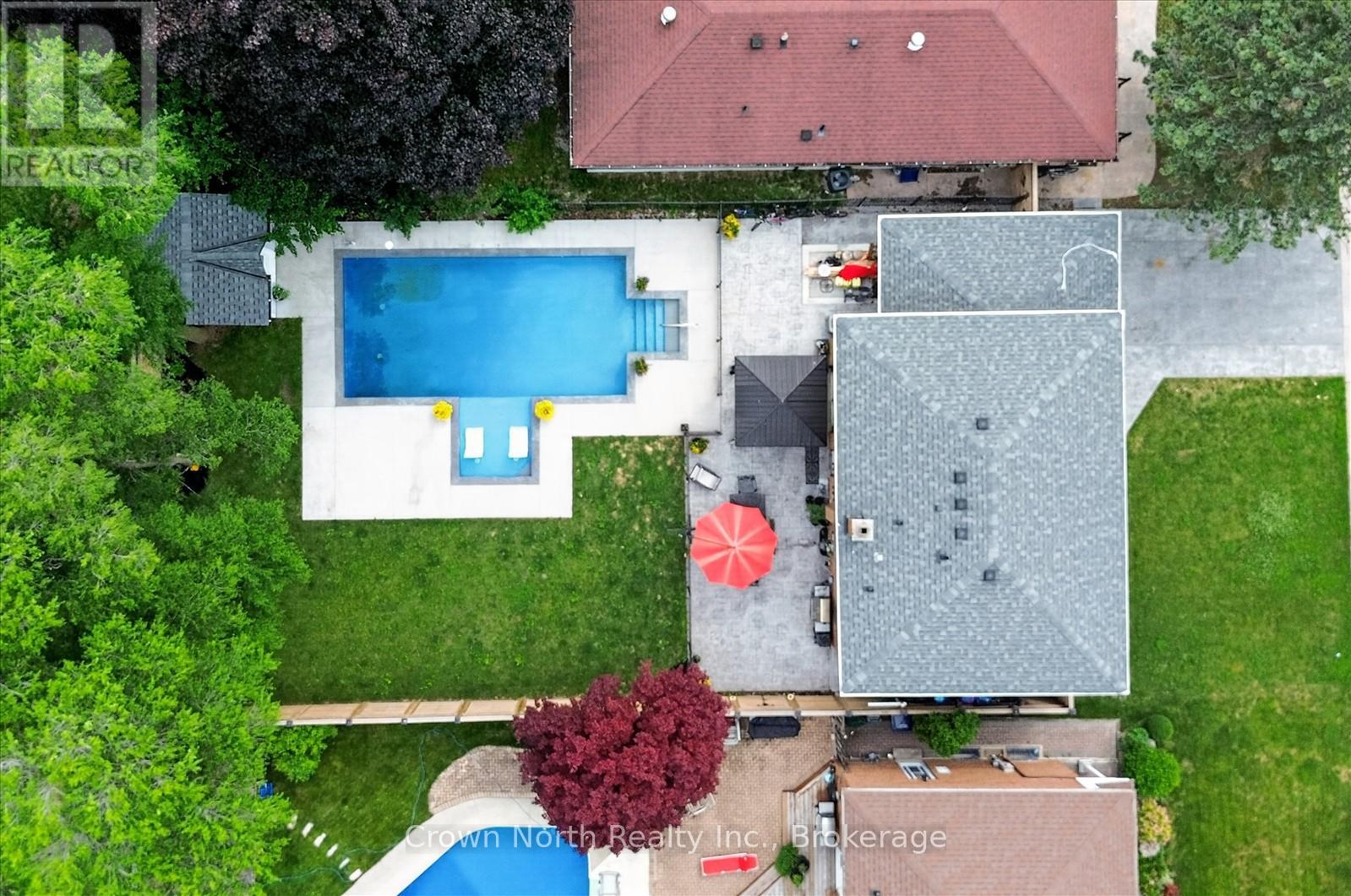 63 PORTICO DRIVE - 39