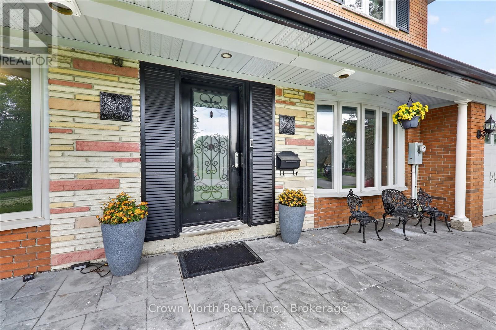 63 PORTICO DRIVE - 7