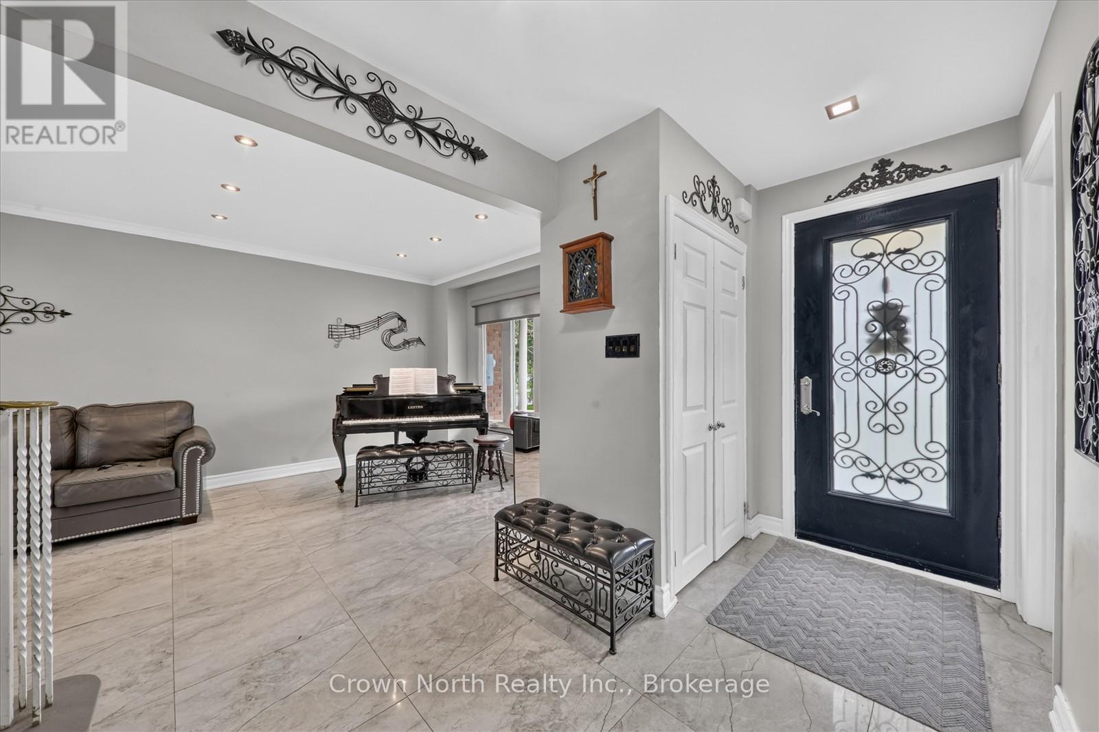 63 PORTICO DRIVE - 8