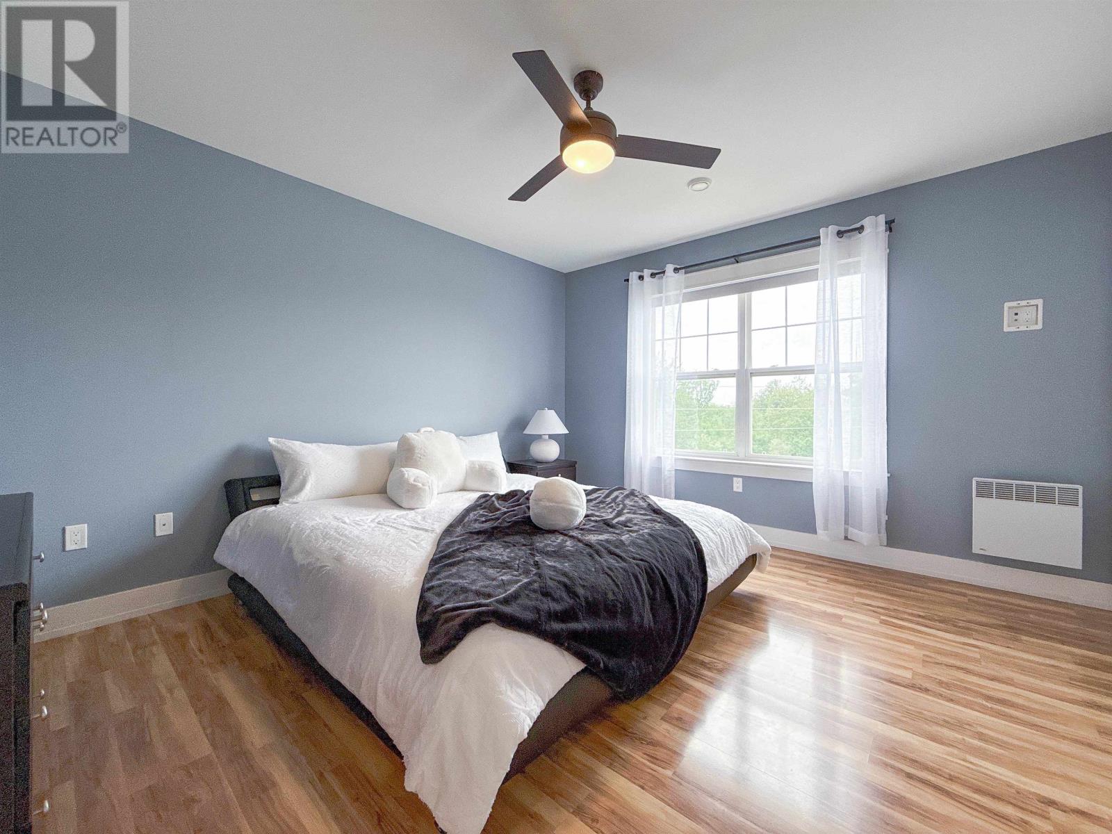 #306 204 Shakespeare Drive - 12