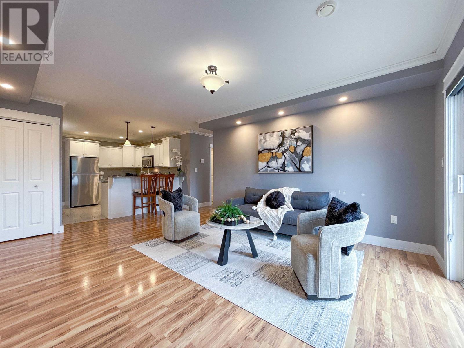 #306 204 Shakespeare Drive - 6