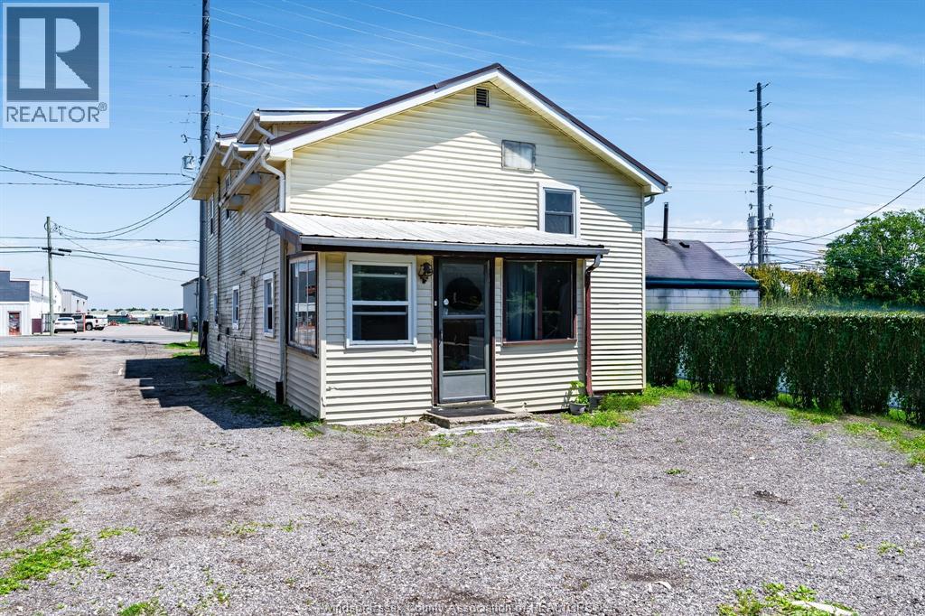 513 Highway 77 - 32