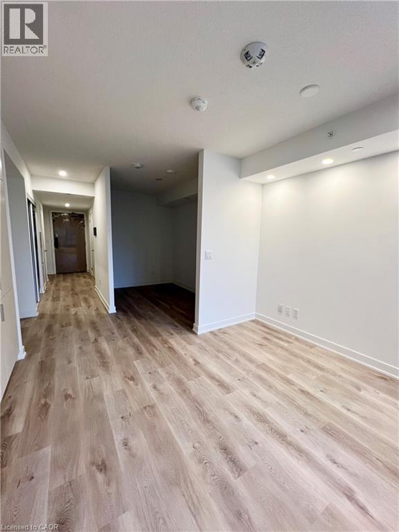 #212 370 MARTHA Street - 11