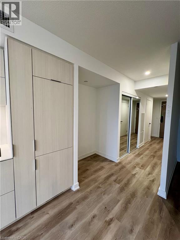 #212 370 MARTHA Street - 13
