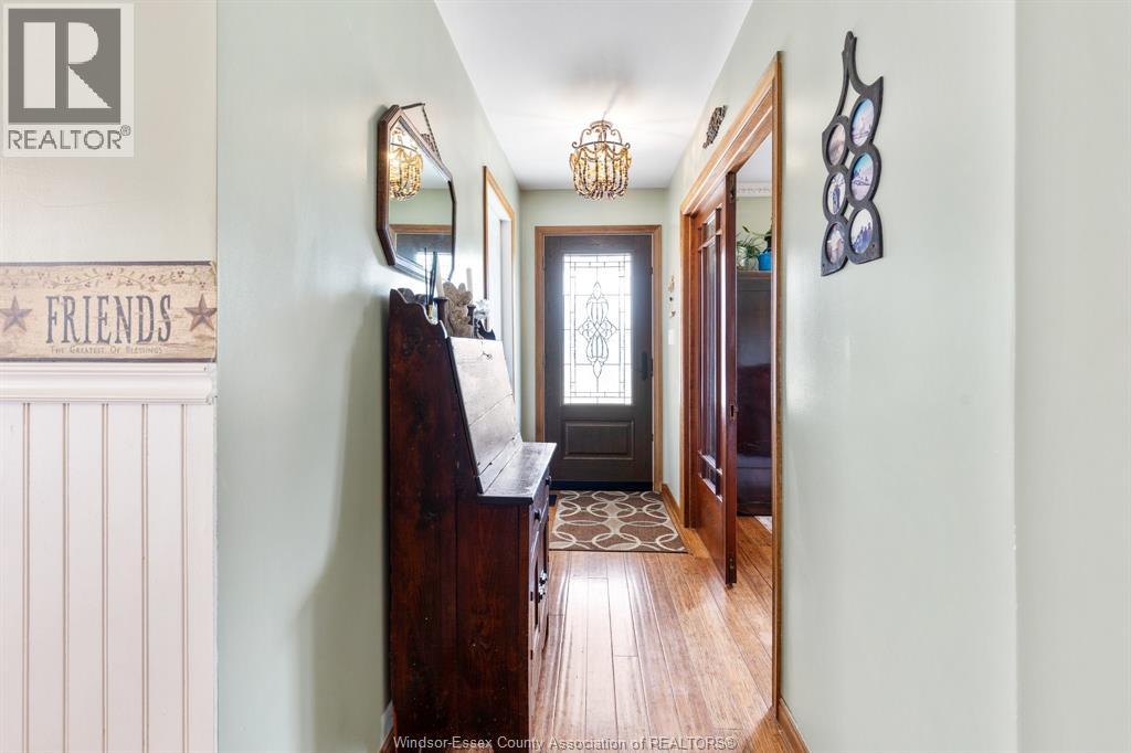 18 AZAR DRIVE - 15