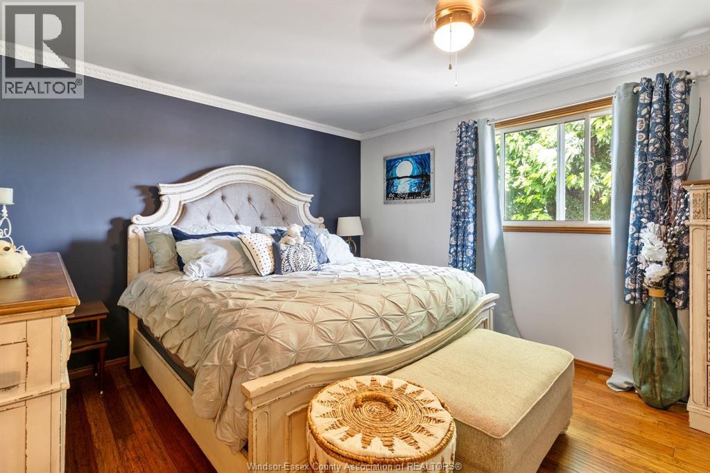 18 AZAR DRIVE - 24