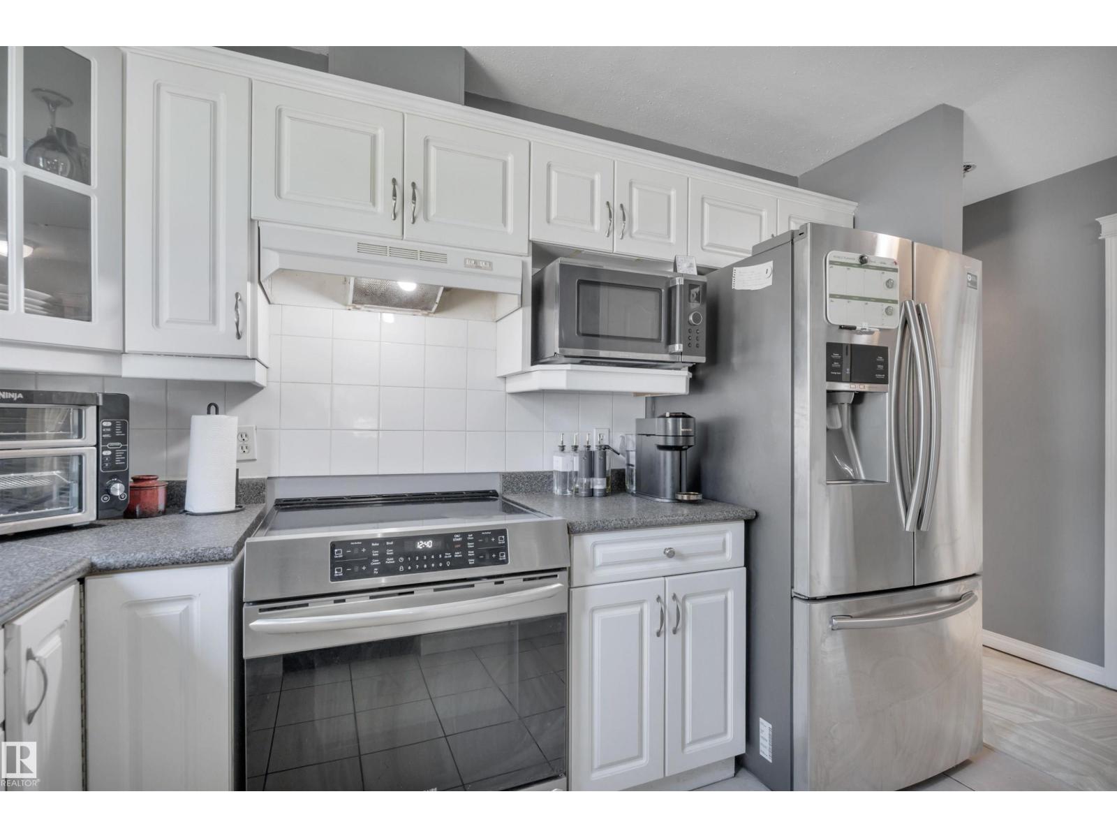 #47 2505 42 ST NW — photo 12